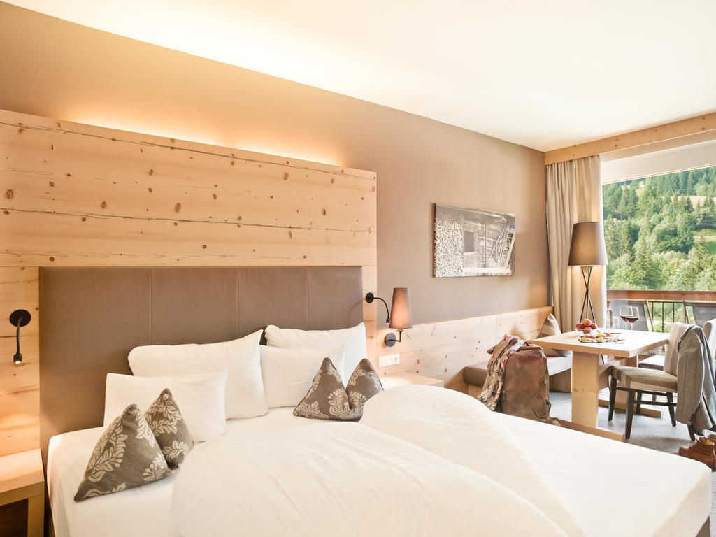 Hotel Forsthofgut Леоганг Номер фото